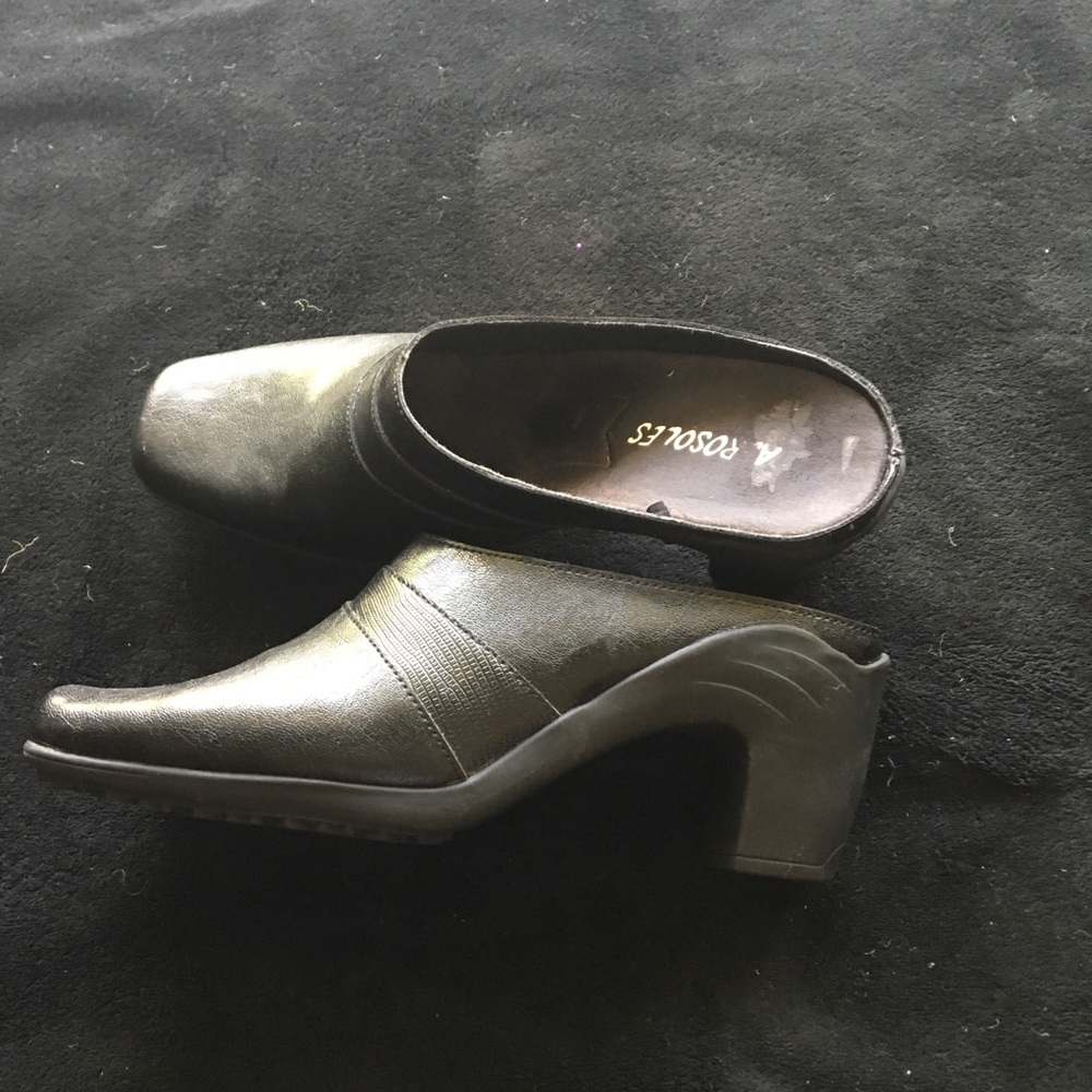 Black work mules